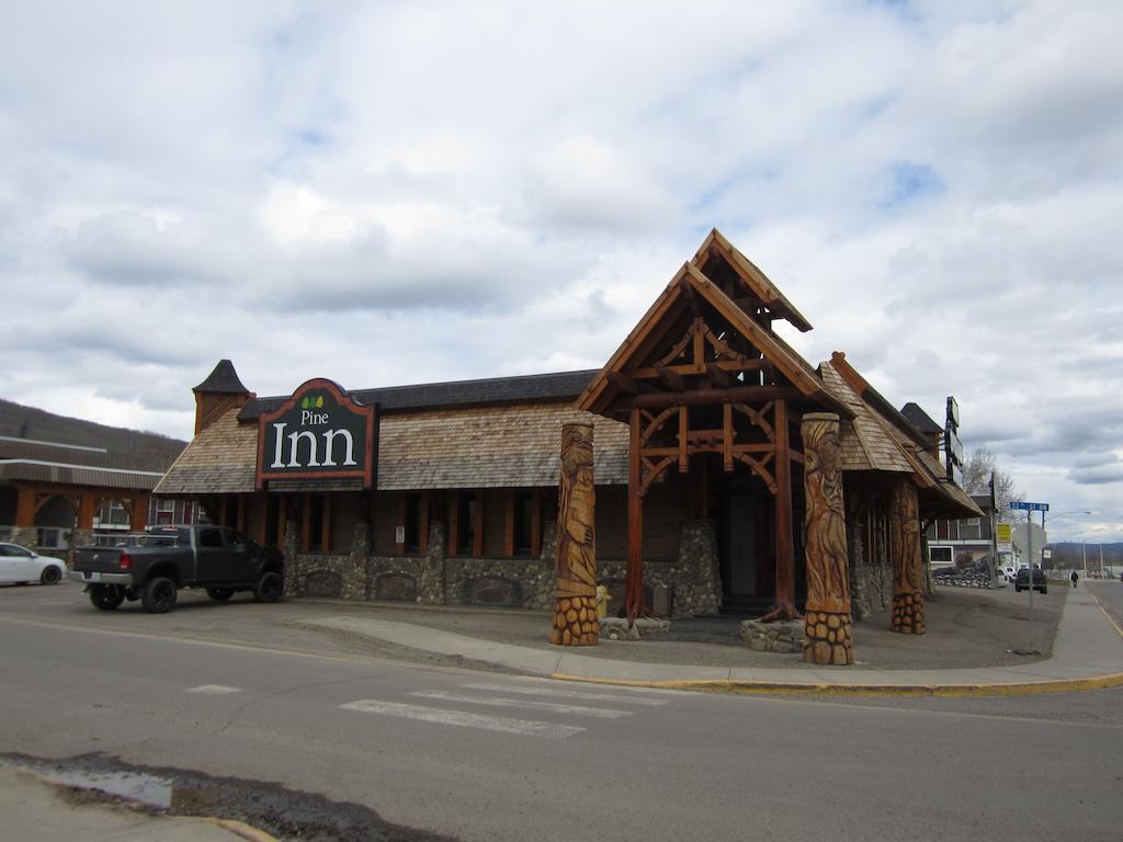 The Pine Inn Chetwynd Exterior photo